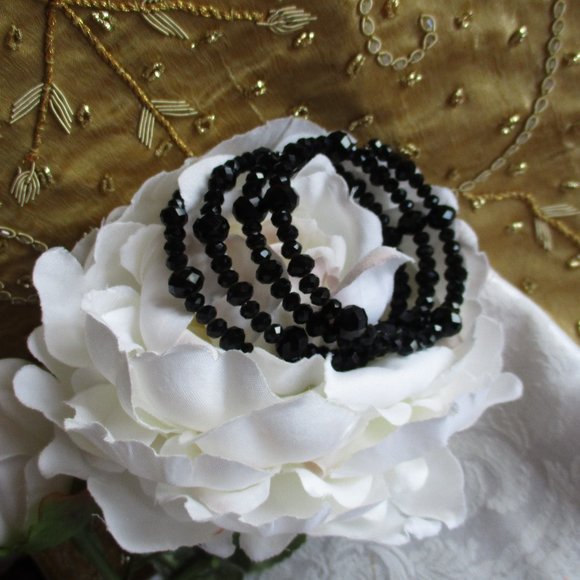 BLACK SHINY SPARKLE BRACELET (BEADED) – NWOT - Picture 1 of 15